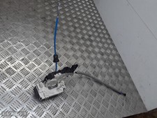 2016 MERCEDES A CLASS SCHLOSS LHD RECHTS TüRANTRIEBSMOTOR VORNE A1667200435 2016 MERCEDES A CLASS SCHLOSS LHD RECHTS TüRANTRIEBSMOTOR VORNE A1667200435