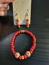Stretchy Bracelet And Earring Set