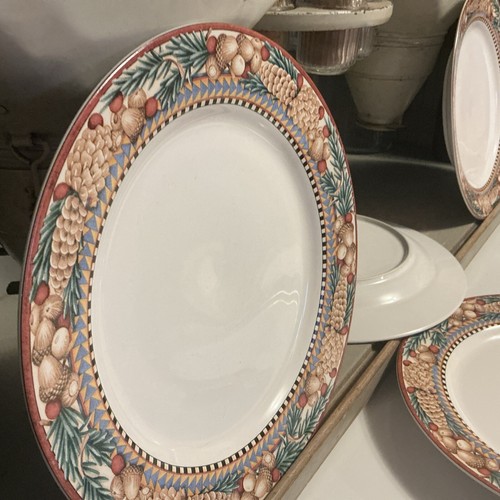 (8) SAKURA "Pinecone" Dinner Plates~11"~Debbie Mumm~Woodland Santa~replacements - Picture 5 of 11