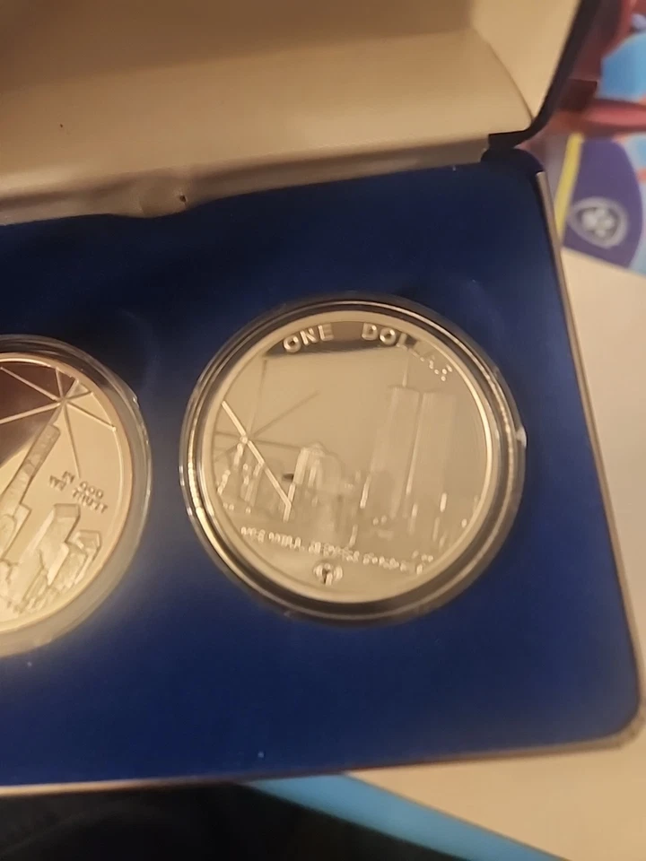 World Trade Center / Freedom Tower Silver Coin Set From National Collectors MInt - Image 4 of 4