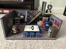 Mcfarlane Toys South Park Construction Set. Cartman’s Basement Complete.