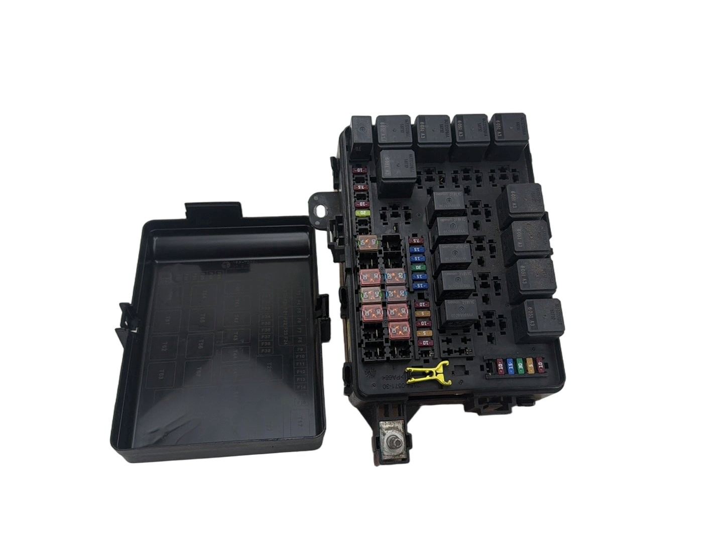 Maserati Ghibli 2014-2017 Outer Fuse box cover