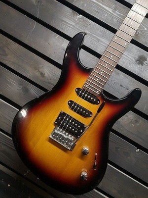Price Negotiable!!  !!  Washburn RX10 VSB Electric Guitar Sunburst