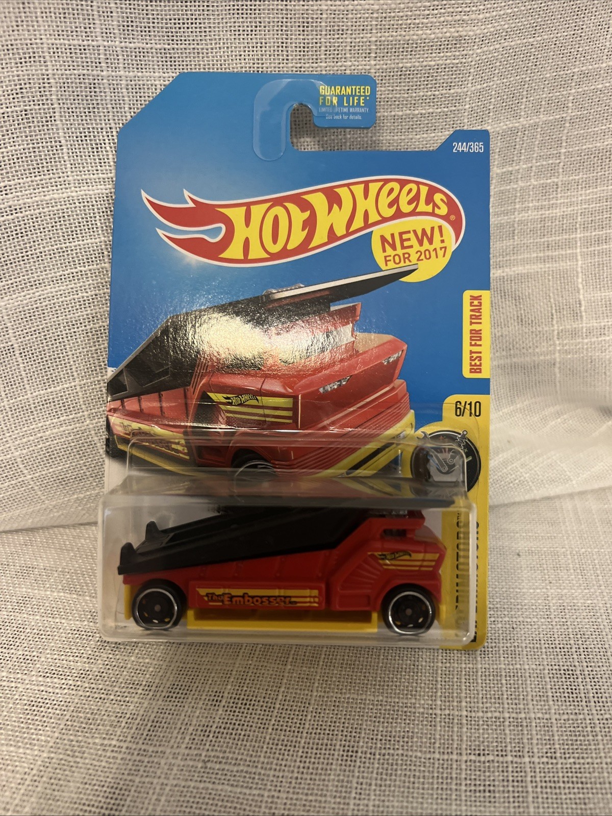 HOT WHEELS 2017 EXPERIMOTORS 6/10 - THE EMBOSSER RED AND BLACK