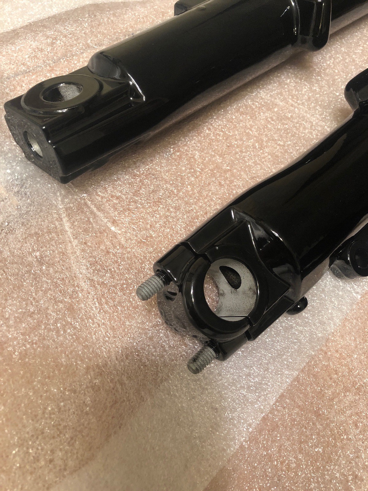 00-13 OEM Harley Street Glide Gloss Black 41mm Fork Sliders Lower Legs and Cans