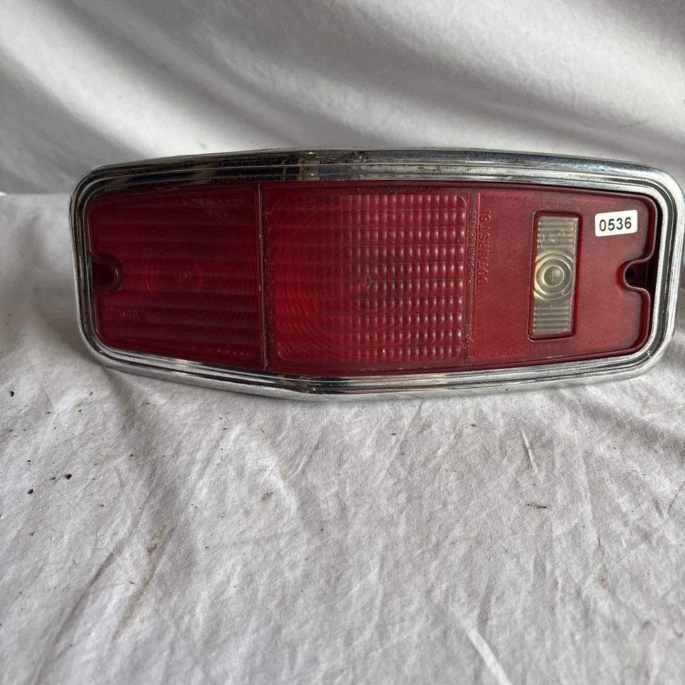 Juego de luces traseras izquierda y derecha Jeep Grand Wagoneer 1984 1991 OEM Foto 2 de 4