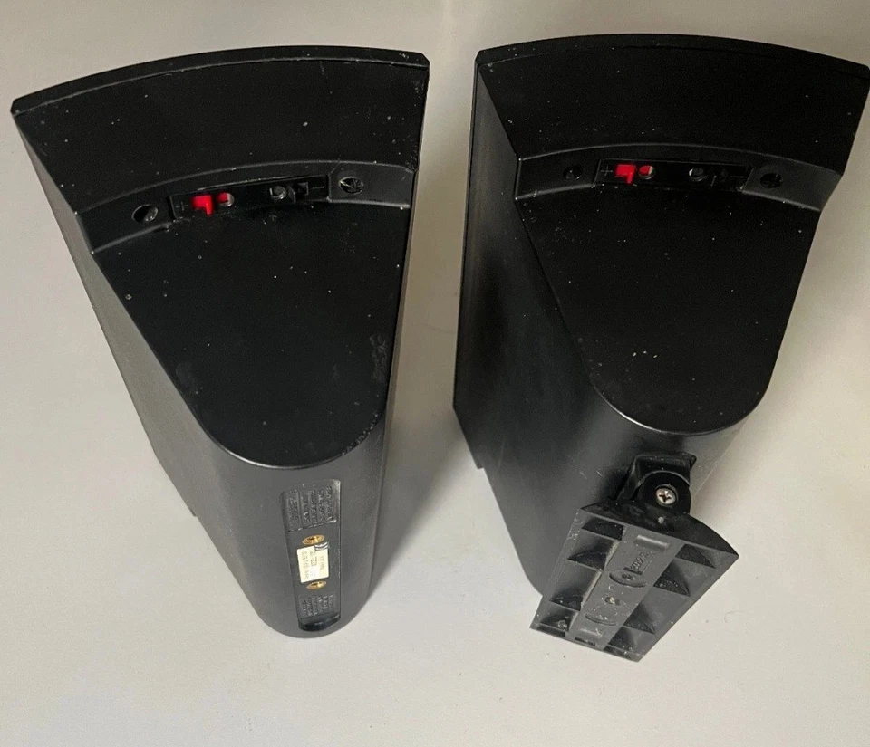 Bose Model 100 Lautsprecher Satelliten Speaker Partyraum - Karneval - Bild 3 von 4