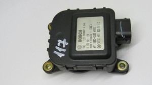 VW / AUDI - Stellmotor Heizung Klima 4B1820511C BOSCH 0132801129 12V