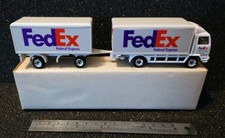 GOLDEN WHEELS FED EX EXPRESS DELIVERY DIECAST 7" Straight Truck Trailer