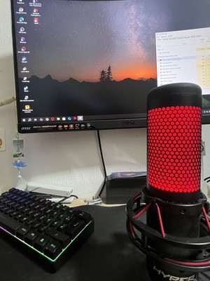 HyperX QuadCast Red LED USB Kardioid Mikrofon - Schwarz