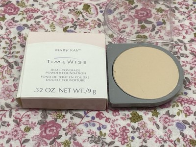 Flawed. Mary Kay Timewise Dual Coverage Powder Foundation - Ivory 100 -