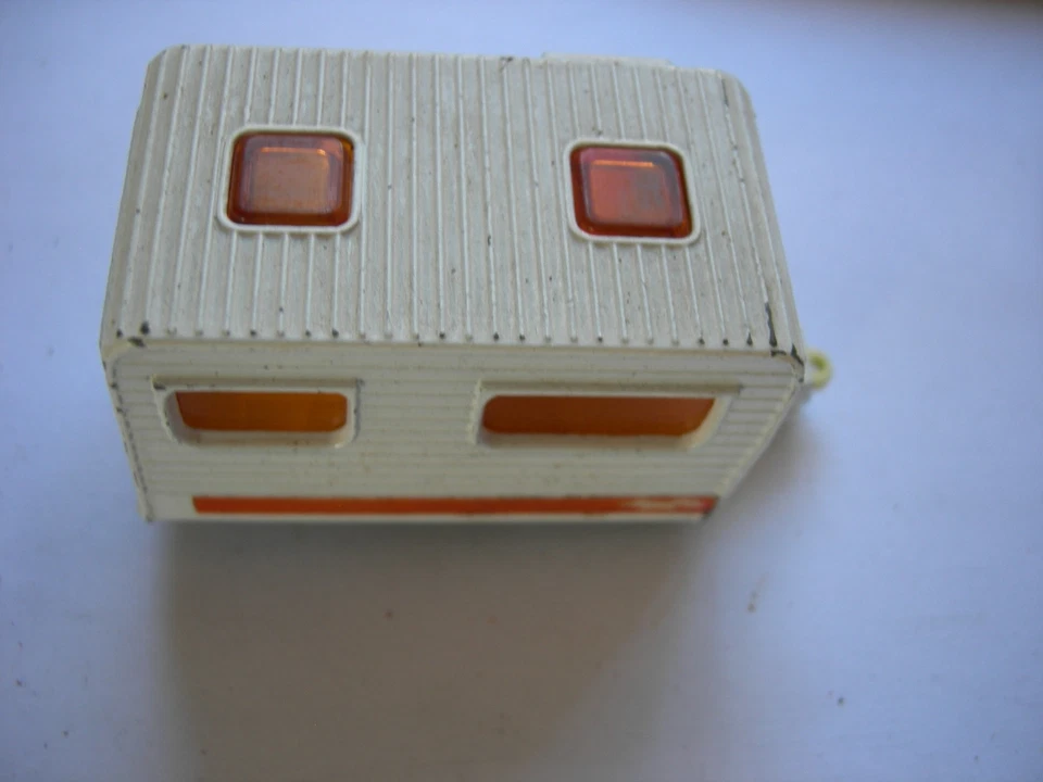 Matchbox 31 Caravan 1977 Superfast Series Lesney Diecast Weiss Orange - Bild 2 von 3