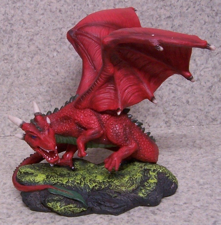 Figurine Dragon Fiero Medieval Fantasy Mythology NEW boxed 7