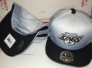 mitchell and ness nhl hats