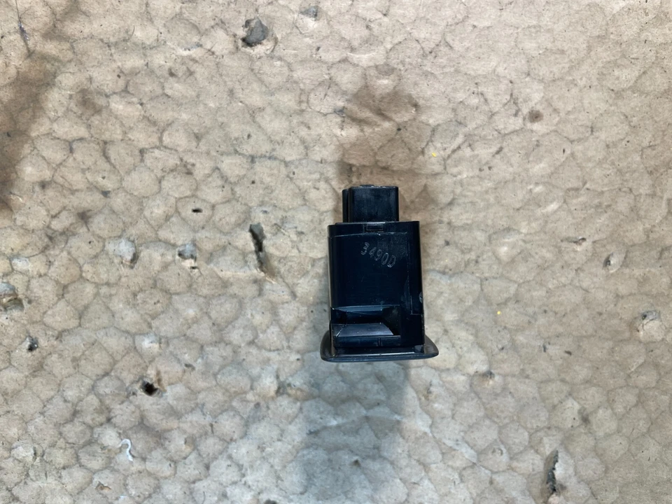 2006 - 2013 Mercedes Benz ML350 Window Regulator Control Switch A2518200510 OEM. - Image 2 of 4