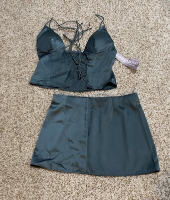 Women s 2 Piece Outfit Sleeveless Top And Skirt Size XS