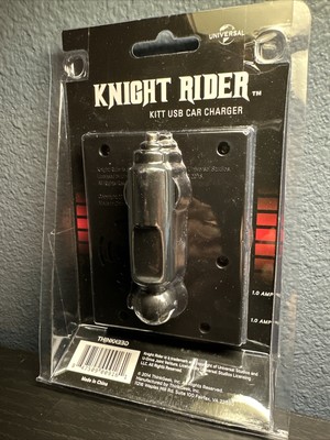 Chargeur Voiture USB Knight Rider KITT - Effets Lumineux Et 10 Sons - ThinkGeek