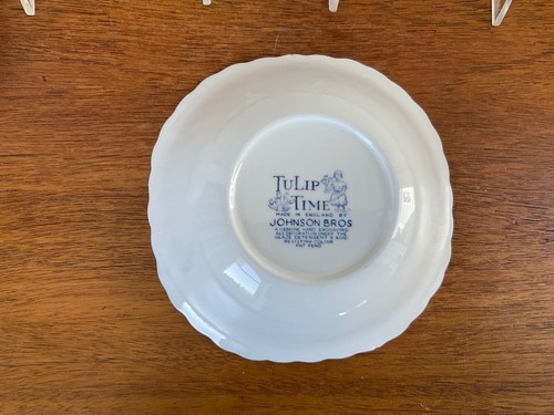 Johnson Brothers TULIP TIME Soup Cereal Bowls ~ Set of 4 ~ Blue & White Square - Picture 8 of 9