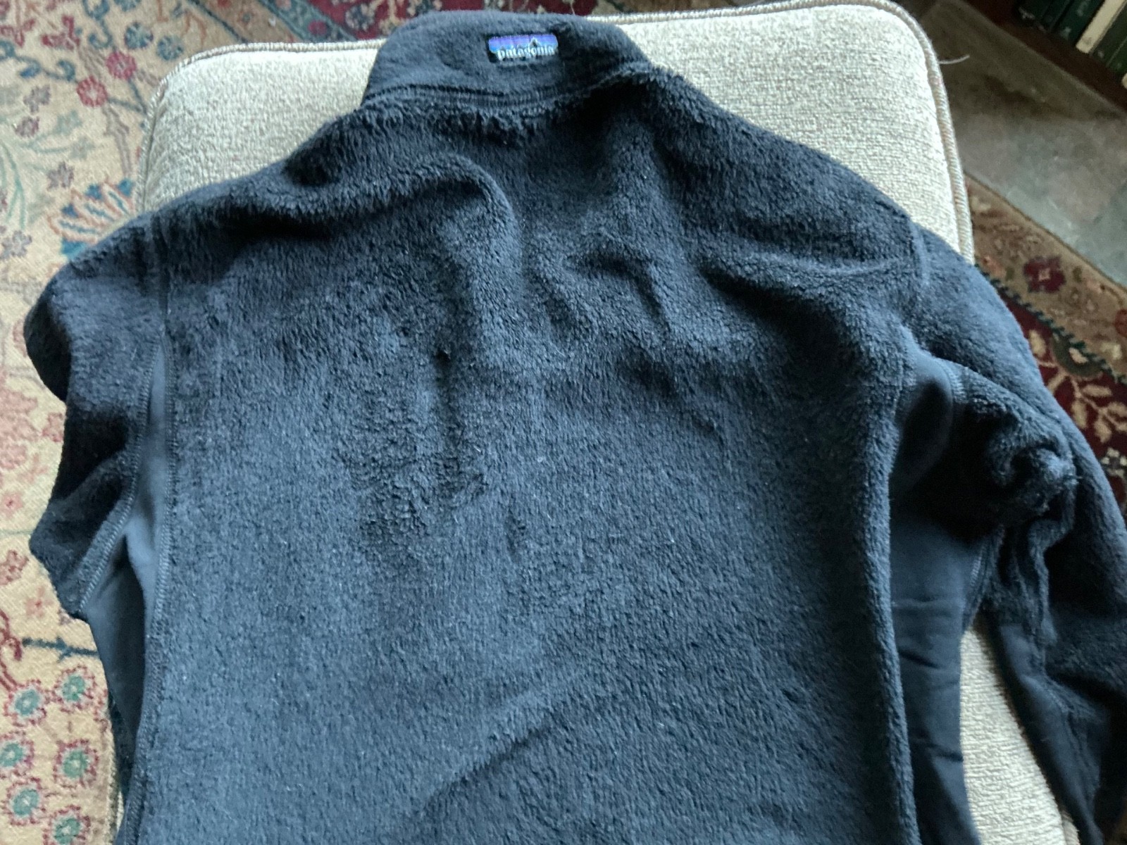 Patagonia Regulator Fleece Mens Medium Black  thumbnail 4