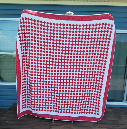 American Living x Ralph Lauren Red White Diamond Check Quilt Queen Size 88'x88'