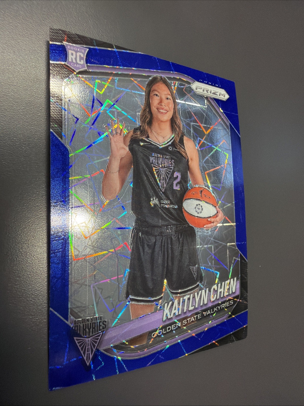 2025 Panini Prizm WNBA Kaitlyn Chen #100 Blue Velocity GS Valkyries RC