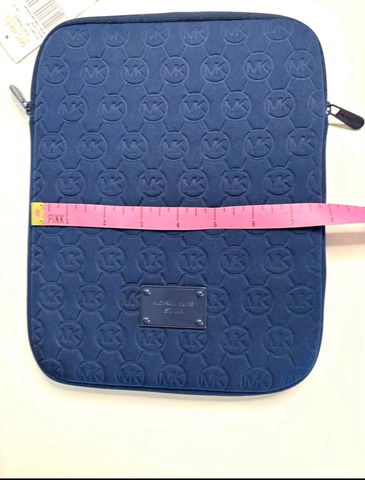 Michael Kors - Logo Navy Blue Neoprene Cushion IPAD Tablet Zip Top 8x10 Case - Image 3 of 4