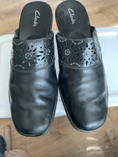 Clark s Black Leather Slip On Clogs Size 10M