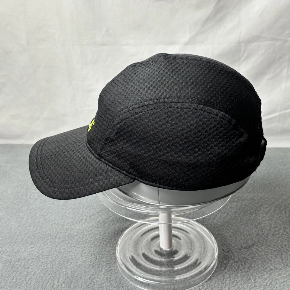 Gorra 18°S Correa Trasera Negra Quantum Cool Malla Rendimiento Correr Deportes Para Hombre Foto 2 de 4