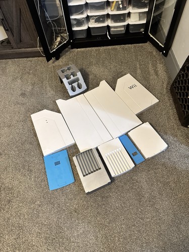 Nintendo Wii Storage Tower Stand Holds Console Games & Controllers 35” Tall