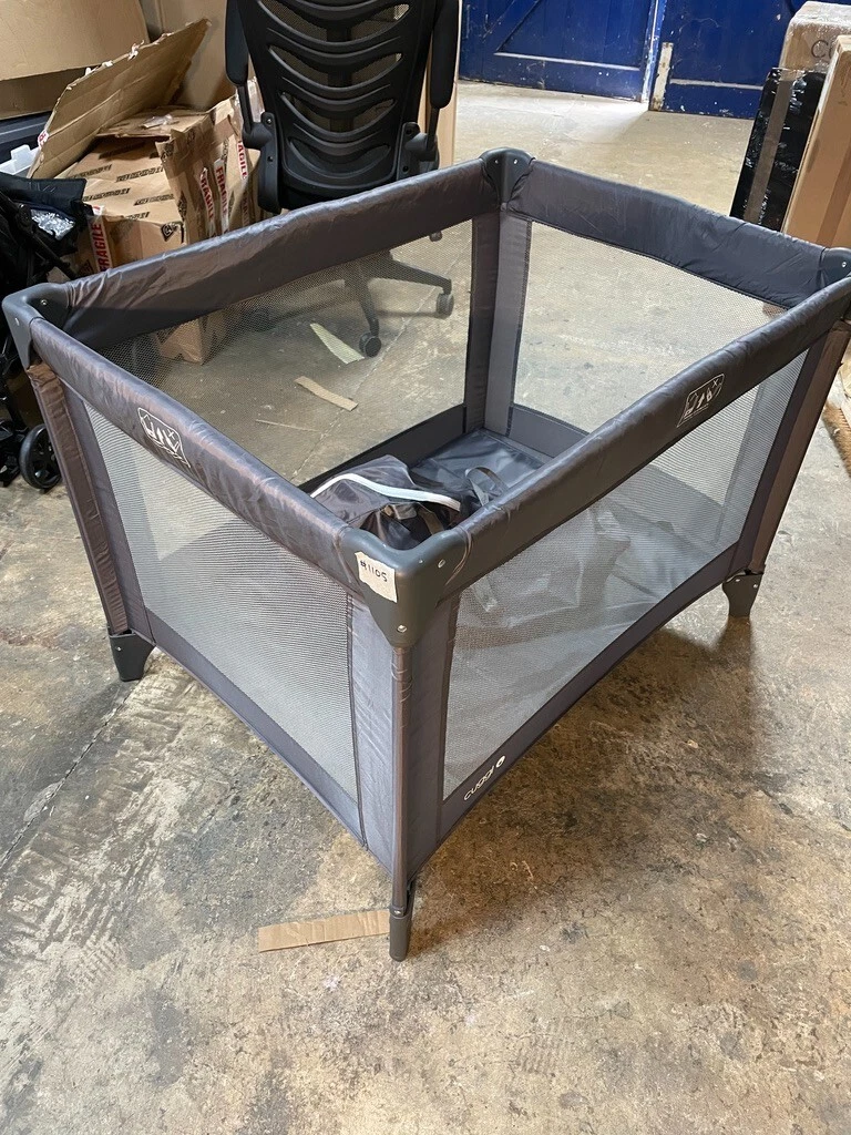Cuggl grey top travel cot