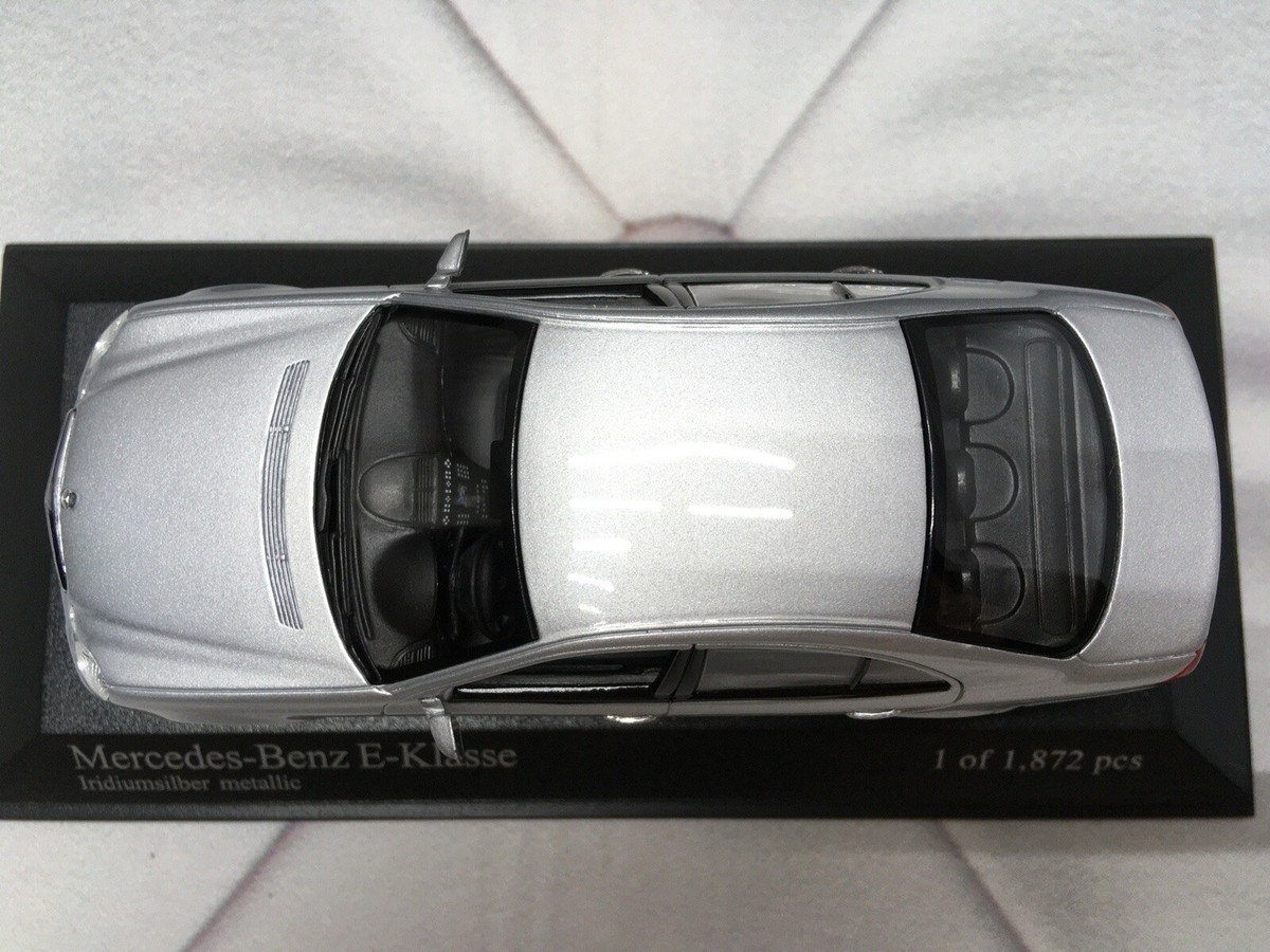 🇺🇦 1:43 Minichamps W211 Mercedes Silver e320 211 2005 E
