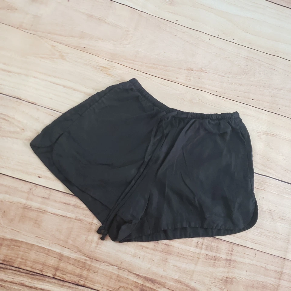 Pantalones Cortos Brandy Melville Mujer Talla Única Negros Calientes Bolsillos Ligeros Damas Foto 2 de 4