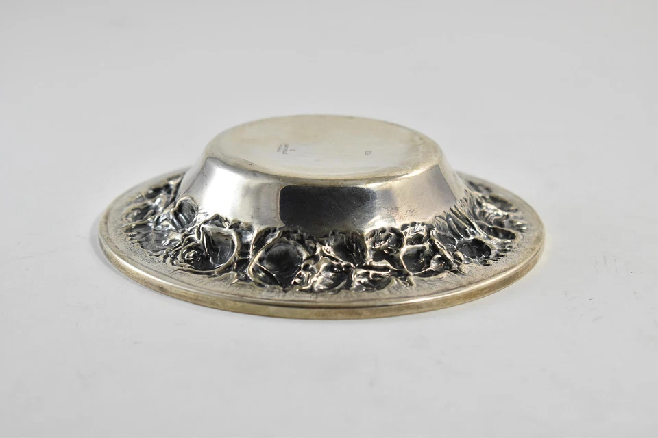 Sterling Silver Stieff Sterling Rose Repousse Berry Candy Bowl 53 *59 - Image 2 of 4