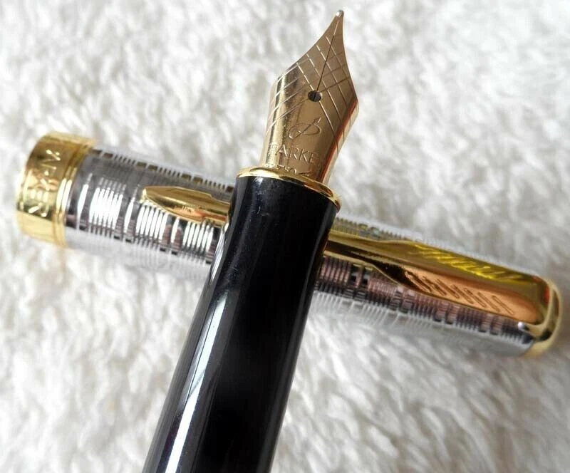 Good Silver/Gold Clip Parker Sonnet Series Fine (F) Nib Fountain Pen No Box - Image 3 of 4