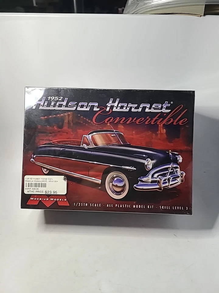 Moebius 1:25 Scale 1952 Hudson Hornet Convertible Model Kit Sealed - Image 3 of 4