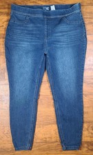 Terra Sky Women's Distressed Jeans Medium Wash Size 16W - 18W Skinny