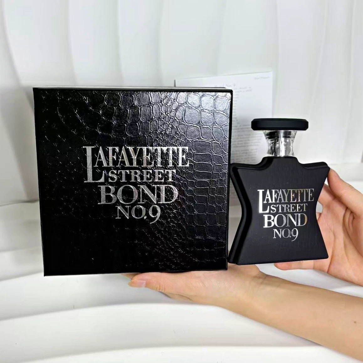香水(ユニセックス) Bond No.9 Fire 50ml 香水(ユニセックス) Bond No