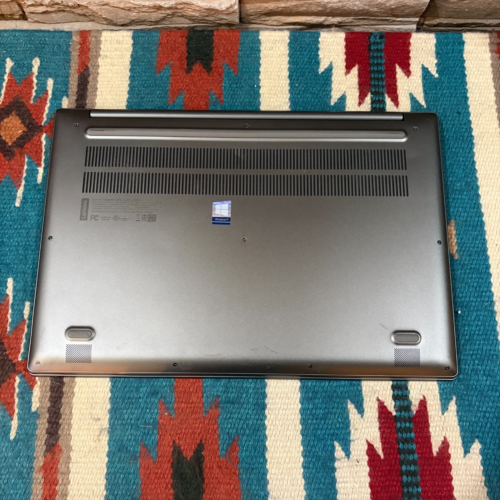 Lenovo IdeaPad 720S TOUCH 15-IKB, 15.6-Inch Laptop, with Intel Core i7 7th Gen., 512 GB SSD (Solid State Drive), Windows 11 Pro