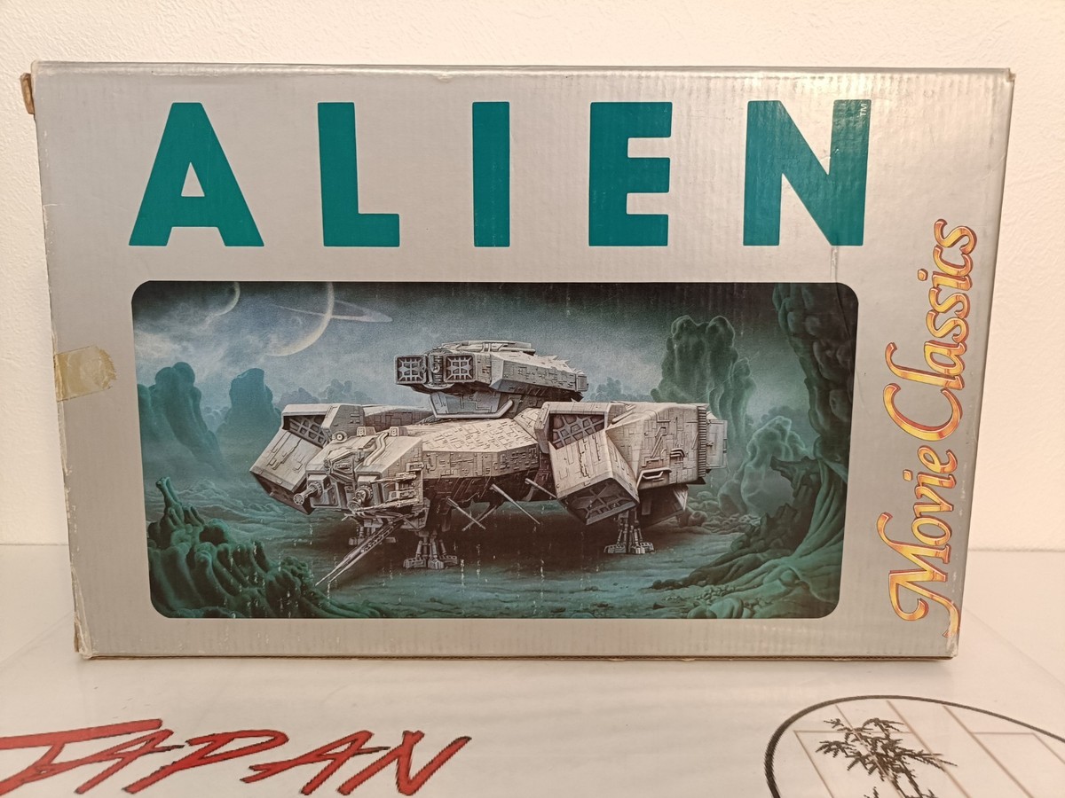 Alien The Nostromo 1/960 Scale Model Kit by Halcyon Movie Classics