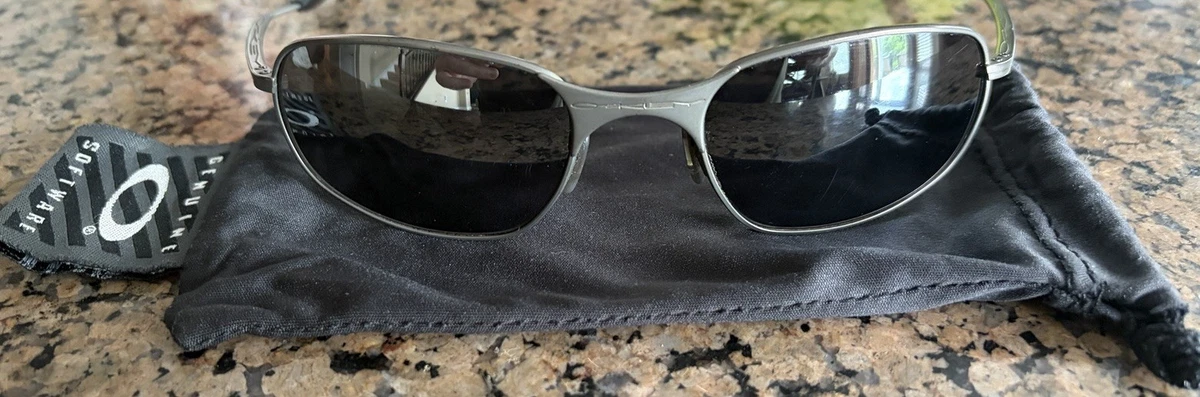 Preços baixos em Óculos de Sol Oakley e Fio | eBay