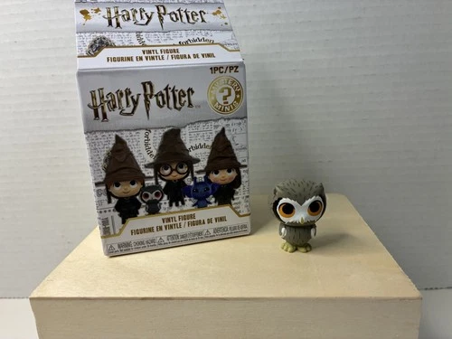 Funko Mystery Minis  Box Harry Potter owl  Brand NEW (open box)