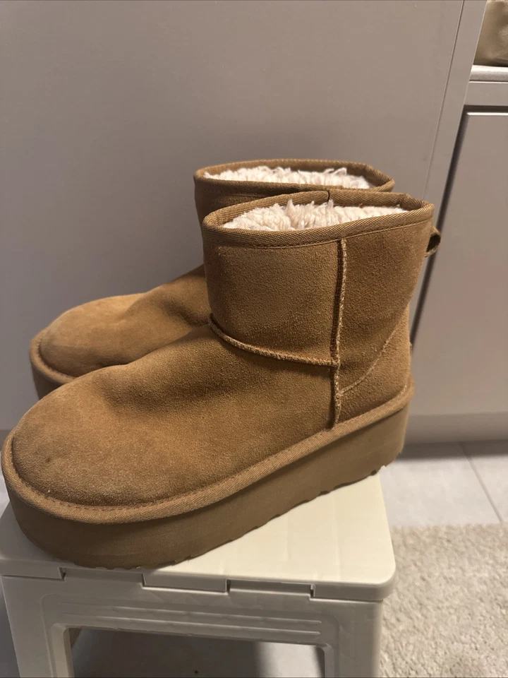 UGG Australia Classic Mini II Boot Stiefel für Damen - Chestnut, EU 38, Foto 1 von 5