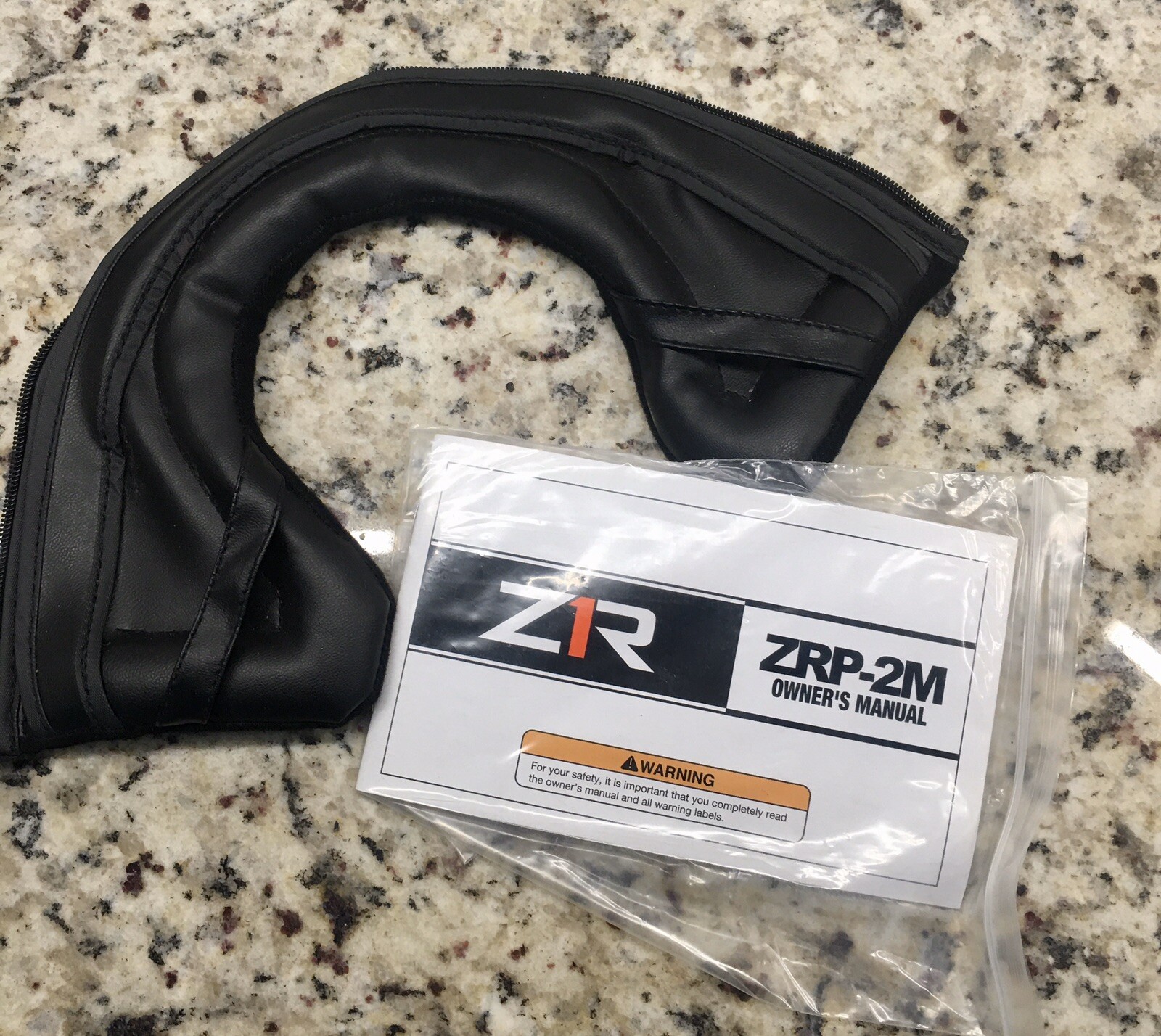 ZRP2M Black Dot Motorcycle Helmet Medium w/visor. Glossy Black. P/N ZR