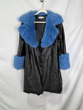 Love, Whit by Whitney Port Black Sherpa Collar Coat Size M with Damaged Button