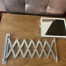 Jerdon 8” Two-Sided Swivel Wall Mount Mirror Magnifying VTG Preowned Retractable