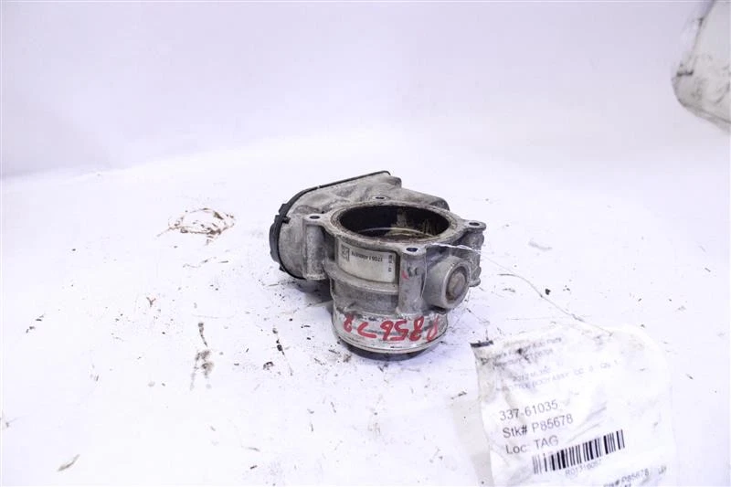 Used Fuel Injection Throttle Body fits: 2012 Mercedes-benz Mercedes ml-class 251 Foto 2 de 4