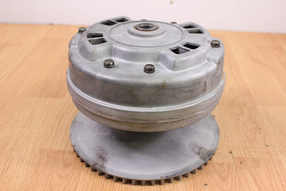 1989 YAMAHA INVITER 300 Primary Drive Clutch With Ring Gear - Image 3 of 4
