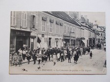superbe carte postale ancienne Prémery concours de pêche devant ets. Arveau 1900