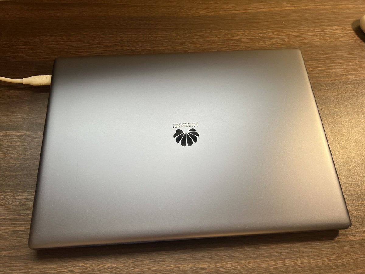 Huawei MateBook X Pro 13.9 inch MACH-W29, 240GB, Intel Core i7 8th Gen  1.80GHz,