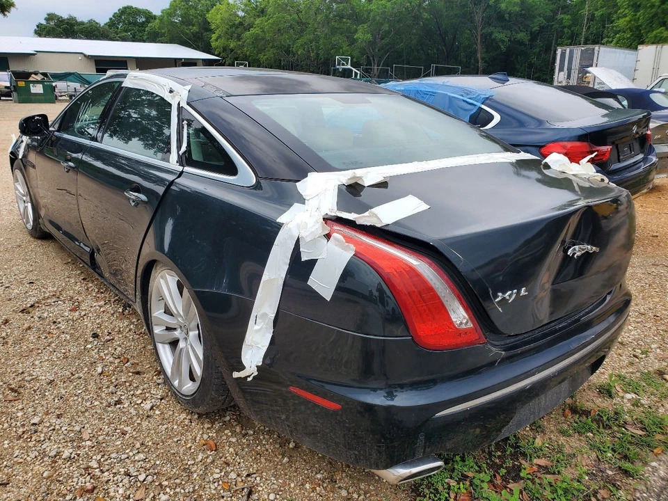 Jaguar XJL 2010 2011 2012 OEM 5,0 L bomba de inyección de aire Foto 4 de 4